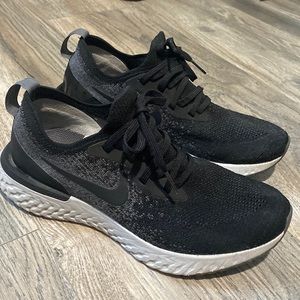Womens Nike epic React flyknit 2